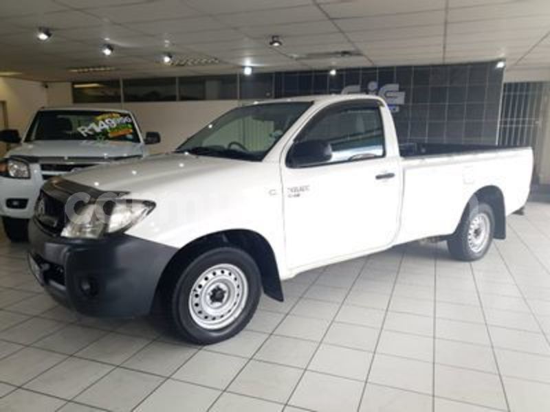 Big with watermark toyota hilux matabeleland south beitbridge 22176