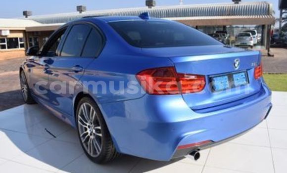 Acheter Occasion Voiture BMW 3–Series Bleu à Beitbridge, Matabeleland South Acheter Occasion Voiture BMW 3–Series Bleu à Beitbridge, Matabeleland South