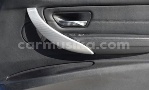 Acheter Occasion Voiture BMW 3–Series Bleu à Beitbridge, Matabeleland South Acheter Occasion Voiture BMW 3–Series Bleu à Beitbridge, Matabeleland South