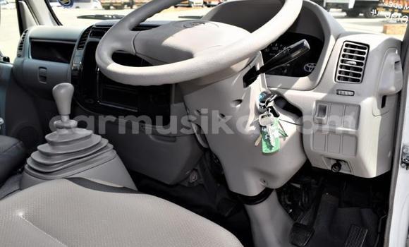 Buy Used Toyota Dyna White Truck in Beitbridge in Matabeleland South Buy Used Toyota Dyna White Truck in Beitbridge in Matabeleland South