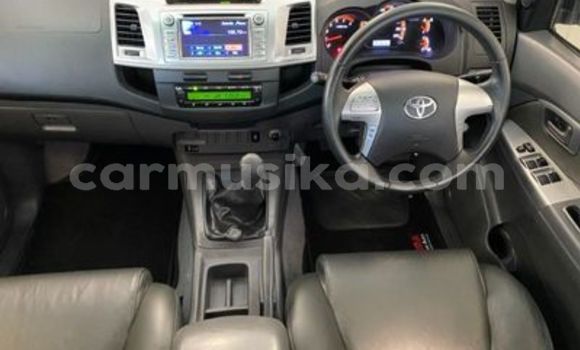 Tenga Tsaru Toyota Hilux Chena Mota in Beitbridge in Matabeleland South Tenga Tsaru Toyota Hilux Chena Mota in Beitbridge in Matabeleland South