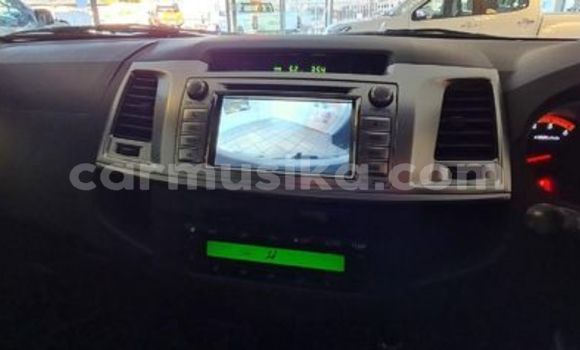 Tenga Tsaru Toyota Hilux Chena Mota in Beitbridge in Matabeleland South Tenga Tsaru Toyota Hilux Chena Mota in Beitbridge in Matabeleland South