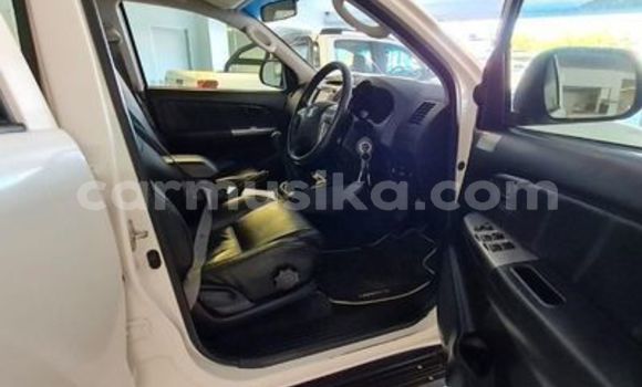 Tenga Tsaru Toyota Hilux Chena Mota in Beitbridge in Matabeleland South Tenga Tsaru Toyota Hilux Chena Mota in Beitbridge in Matabeleland South