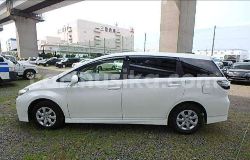 Big with watermark toyota wish matabeleland south beitbridge 22210