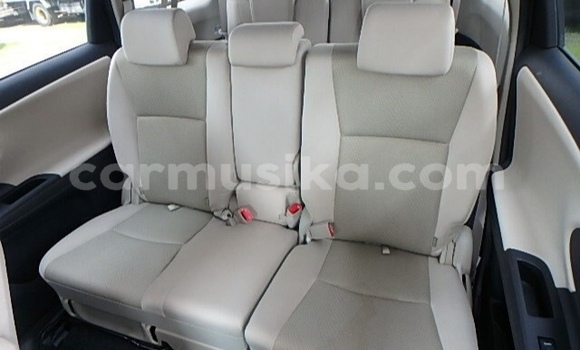 Nunua Ilio tumika Toyota Wish Nyeupe Gari ndani ya Beitbridge nchini Matabeleland Kusini Nunua Ilio tumika Toyota Wish Nyeupe Gari ndani ya Beitbridge nchini Matabeleland Kusini