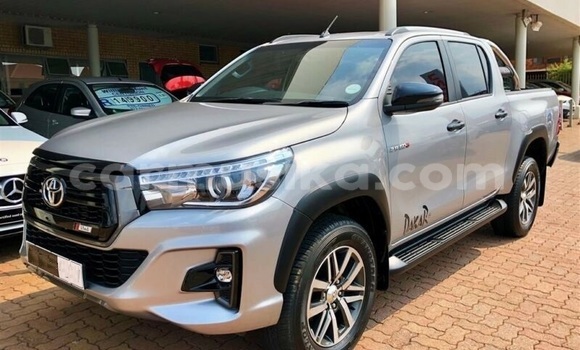 Buy Used Toyota Hilux Silver Car in Beitbridge in Matabeleland South Buy Used Toyota Hilux Silver Car in Beitbridge in Matabeleland South