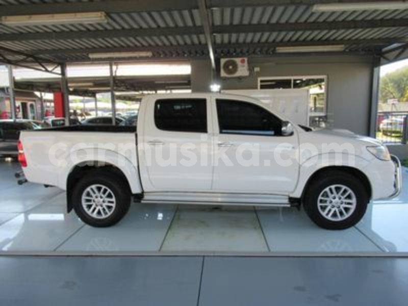 Big with watermark toyota hilux matabeleland south beitbridge 22219