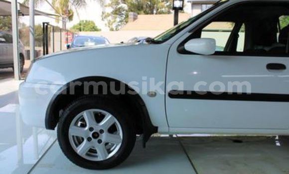 Tenga Tsaru Ford B-MAX Chena Mota in Beitbridge in Matabeleland South Tenga Tsaru Ford B-MAX Chena Mota in Beitbridge in Matabeleland South