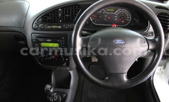 Tenga Tsaru Ford B-MAX Chena Mota in Beitbridge in Matabeleland South Tenga Tsaru Ford B-MAX Chena Mota in Beitbridge in Matabeleland South