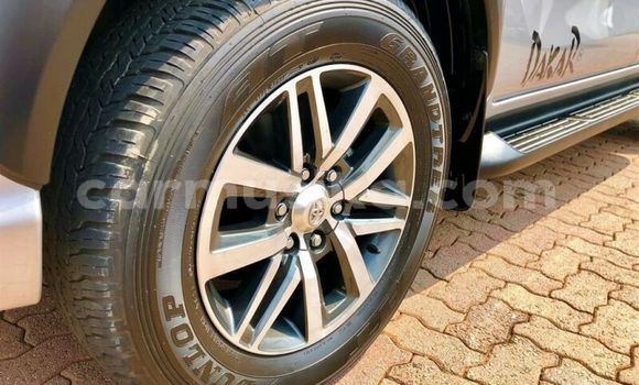 Buy Used Toyota Hilux Silver Car in Beitbridge in Matabeleland South Buy Used Toyota Hilux Silver Car in Beitbridge in Matabeleland South