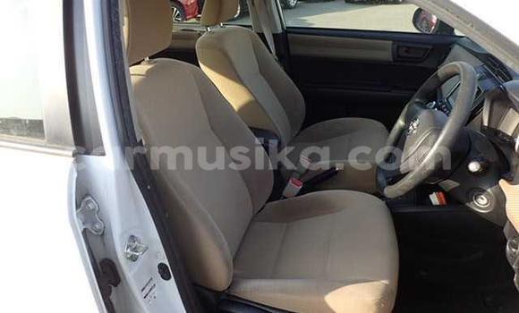 Acheter Occasion Voiture Toyota Axio Blanc à Beitbridge, Matabeleland South Acheter Occasion Voiture Toyota Axio Blanc à Beitbridge, Matabeleland South