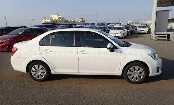 Acheter Occasion Voiture Toyota Axio Blanc à Beitbridge, Matabeleland South Acheter Occasion Voiture Toyota Axio Blanc à Beitbridge, Matabeleland South