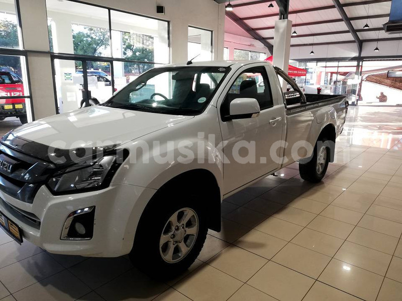 Big with watermark isuzu kb matabeleland south beitbridge 22225