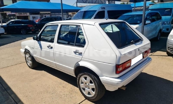 Acheter Occasion Voiture Volkswagen Golf Blanc à Beitbridge, Matabeleland South Acheter Occasion Voiture Volkswagen Golf Blanc à Beitbridge, Matabeleland South