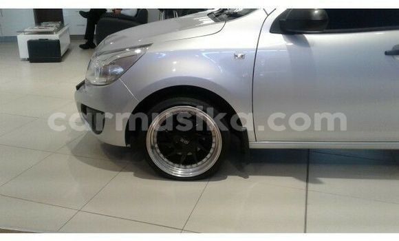 Tenga Tsaru Chevrolet Corsa Sirivha Mota in Beitbridge in Matabeleland South Tenga Tsaru Chevrolet Corsa Sirivha Mota in Beitbridge in Matabeleland South