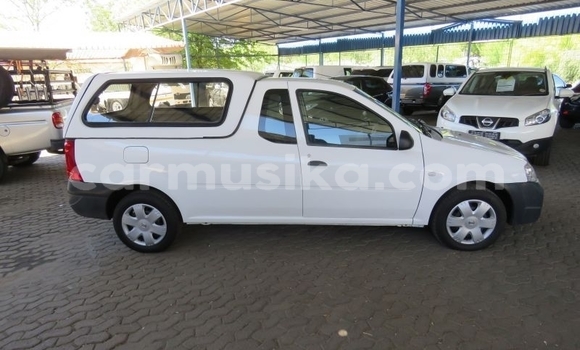 Acheter Occasion Voiture Nissan NV200 Blanc à Beitbridge, Matabeleland South Acheter Occasion Voiture Nissan NV200 Blanc à Beitbridge, Matabeleland South