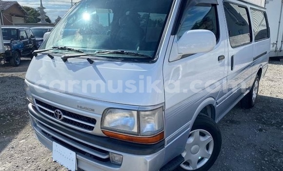 Acheter Occasion Voiture Toyota Hiace Blanc à Beitbridge, Matabeleland South Acheter Occasion Voiture Toyota Hiace Blanc à Beitbridge, Matabeleland South