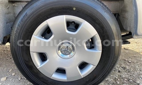 Acheter Occasion Voiture Toyota Hiace Blanc à Beitbridge, Matabeleland South Acheter Occasion Voiture Toyota Hiace Blanc à Beitbridge, Matabeleland South