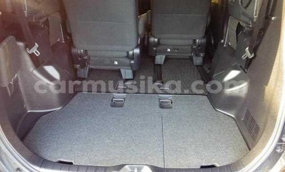 Acheter Import Voiture Toyota Noah Autre à Beitbridge, Matabeleland South Acheter Import Voiture Toyota Noah Autre à Beitbridge, Matabeleland South