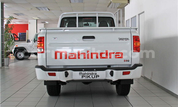 Tenga Tsaru Mahindra Bolero Chena Mota in Beitbridge in Matabeleland South Tenga Tsaru Mahindra Bolero Chena Mota in Beitbridge in Matabeleland South