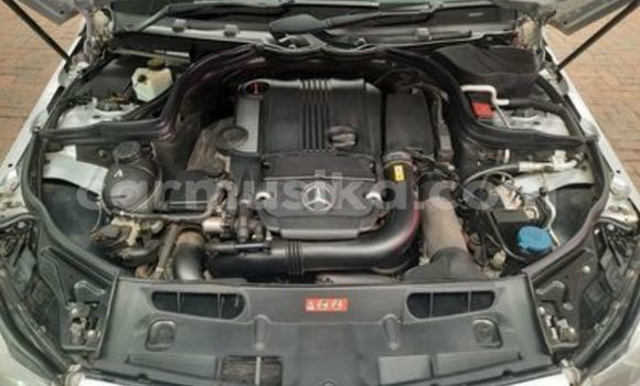 Nunua Ilio tumika BMW 3–Series Fedha Gari ndani ya Beitbridge nchini Matabeleland Kusini Nunua Ilio tumika BMW 3–Series Fedha Gari ndani ya Beitbridge nchini Matabeleland Kusini