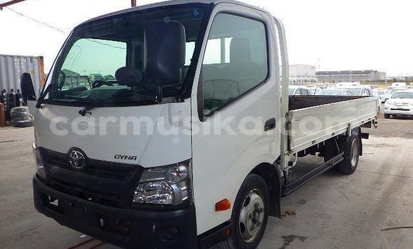 Tenga Imported Toyota Dyna Zvimwe Mota in Beitbridge in Matabeleland South Tenga Imported Toyota Dyna Zvimwe Mota in Beitbridge in Matabeleland South