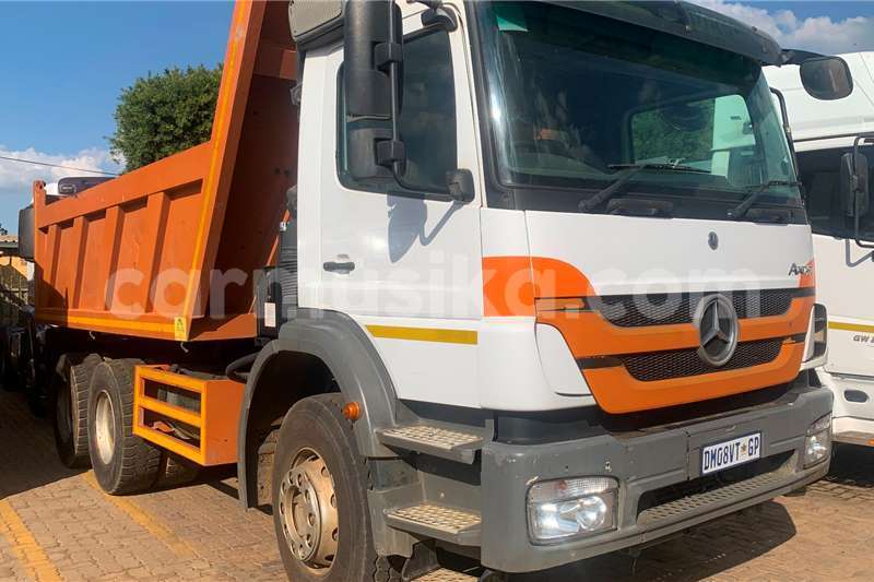 Big with watermark mercedes benz tipper harare belvedere 22272