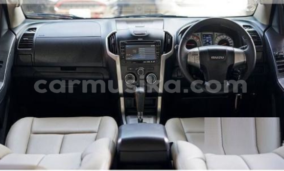 Tenga Imported Isuzu MU-X Zvimwe Mota in Beitbridge in Matabeleland South Tenga Imported Isuzu MU-X Zvimwe Mota in Beitbridge in Matabeleland South