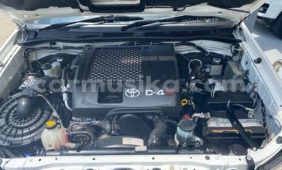 Acheter Occasion Voiture Toyota Hilux Blanc à Beitbridge, Matabeleland South Acheter Occasion Voiture Toyota Hilux Blanc à Beitbridge, Matabeleland South