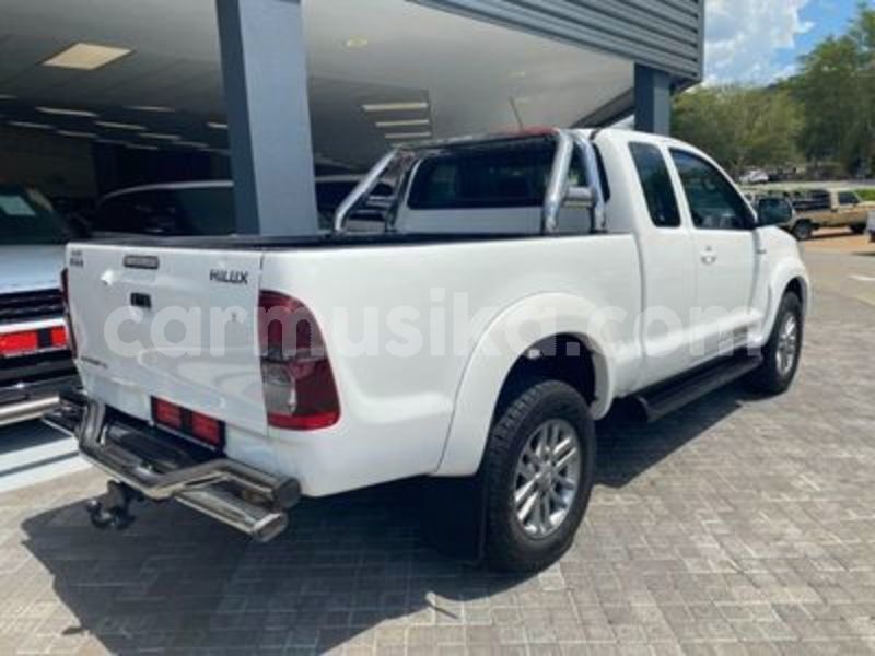 Big with watermark toyota hilux matabeleland south beitbridge 22278