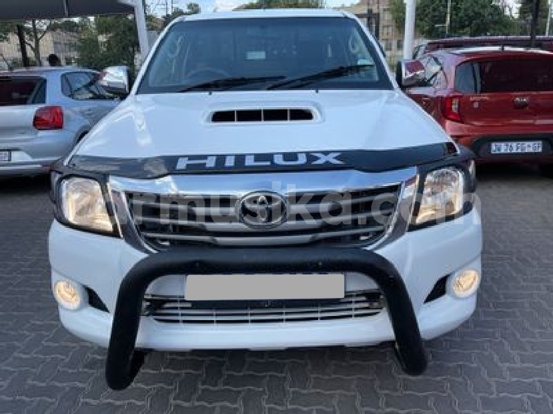 Big with watermark toyota hilux matabeleland south beitbridge 22279