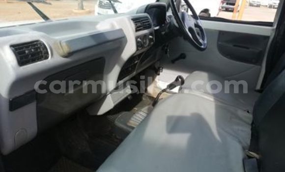 Acheter Occasion Voiture Mahindra Bolero Blanc à Beitbridge, Matabeleland South Acheter Occasion Voiture Mahindra Bolero Blanc à Beitbridge, Matabeleland South