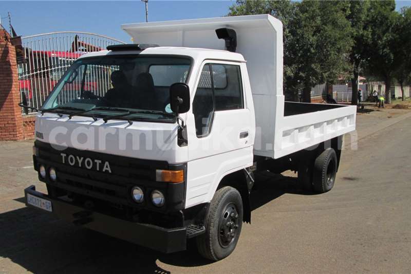 Big with watermark toyota dyna matabeleland south beitbridge 22286