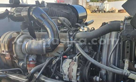 Acheter Occasion Utilitaire Nissan UD Autre à Beitbridge, Matabeleland South Acheter Occasion Utilitaire Nissan UD Autre à Beitbridge, Matabeleland South