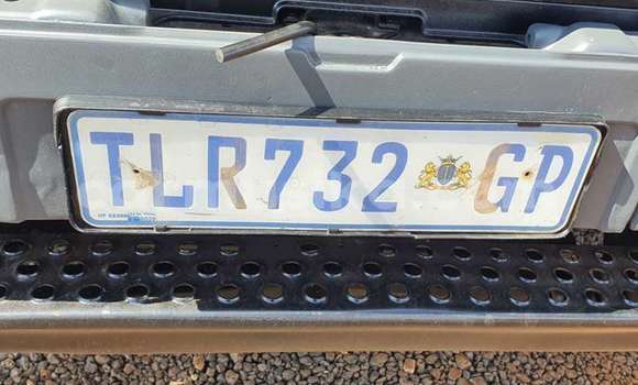 Buy Used Mercedes‒Benz Truck White Truck in Beitbridge in Matabeleland South Buy Used Mercedes‒Benz Truck White Truck in Beitbridge in Matabeleland South