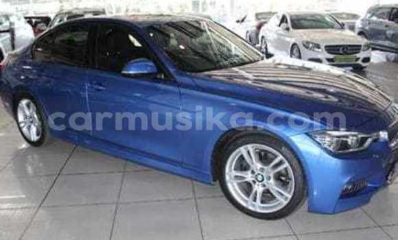 Nunua Ilio tumika BMW 3–Series Bluu Gari ndani ya Beitbridge nchini Matabeleland Kusini