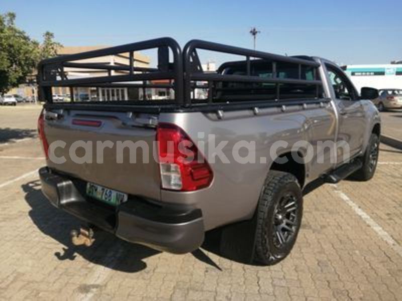 Big with watermark toyota hilux matabeleland south beitbridge 22298