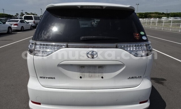 Acheter Occasion Voiture Toyota Estima Blanc à Beitbridge, Matabeleland South Acheter Occasion Voiture Toyota Estima Blanc à Beitbridge, Matabeleland South