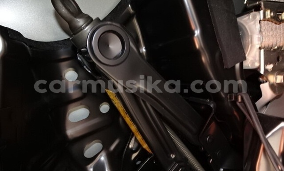 Acheter Occasion Voiture Toyota Estima Blanc à Beitbridge, Matabeleland South Acheter Occasion Voiture Toyota Estima Blanc à Beitbridge, Matabeleland South