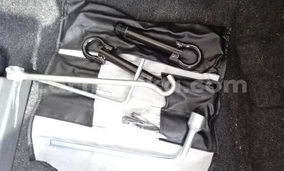 Acheter Occasion Voiture Toyota Estima Blanc à Beitbridge, Matabeleland South Acheter Occasion Voiture Toyota Estima Blanc à Beitbridge, Matabeleland South