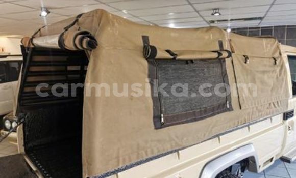 Acheter Occasion Voiture Toyota Land Cruiser Autre à Beitbridge, Matabeleland South Acheter Occasion Voiture Toyota Land Cruiser Autre à Beitbridge, Matabeleland South