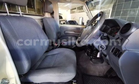 Acheter Occasion Voiture Toyota Land Cruiser Autre à Beitbridge, Matabeleland South Acheter Occasion Voiture Toyota Land Cruiser Autre à Beitbridge, Matabeleland South