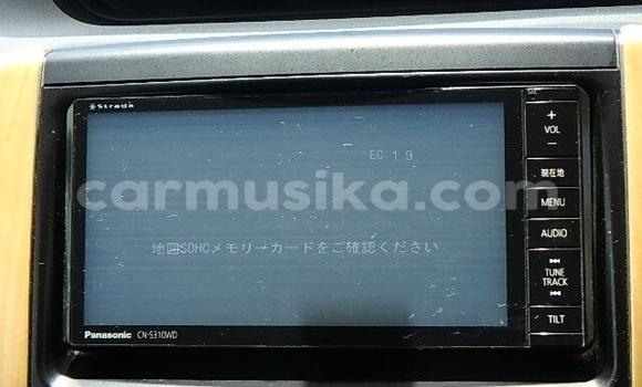 Acheter Occasion Voiture Toyota Voxy Blanc à Beitbridge, Matabeleland South Acheter Occasion Voiture Toyota Voxy Blanc à Beitbridge, Matabeleland South