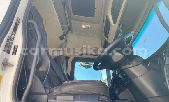 Acheter Occasion Voiture Mercedes‒Benz 600 Blanc à Beitbridge, Matabeleland South Acheter Occasion Voiture Mercedes‒Benz 600 Blanc à Beitbridge, Matabeleland South