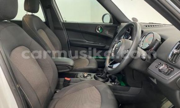 Acheter Occasion Voiture MINI Cooper Autre à Beitbridge, Matabeleland South Acheter Occasion Voiture MINI Cooper Autre à Beitbridge, Matabeleland South