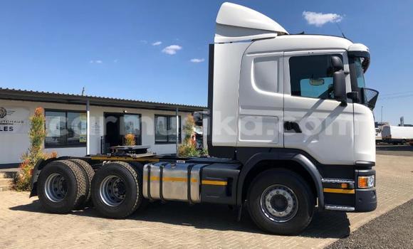 Nunua Ilio tumika Scion FR-S Nyeupe Gari ndani ya Beitbridge nchini Matabeleland Kusini