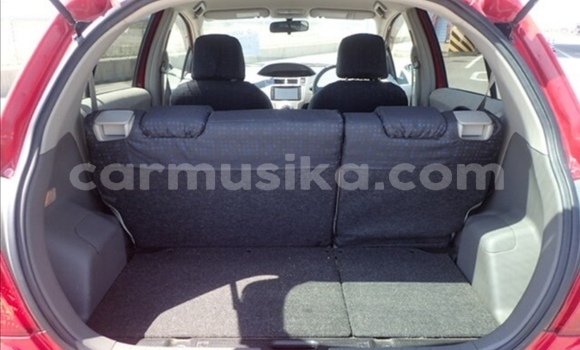 Acheter Occasion Voiture Toyota Vitz Rouge à Beitbridge, Matabeleland South Acheter Occasion Voiture Toyota Vitz Rouge à Beitbridge, Matabeleland South