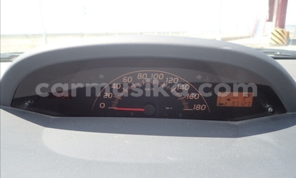 Acheter Occasion Voiture Toyota Vitz Rouge à Beitbridge, Matabeleland South Acheter Occasion Voiture Toyota Vitz Rouge à Beitbridge, Matabeleland South