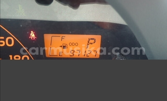 Acheter Occasion Voiture Toyota Vitz Rouge à Beitbridge, Matabeleland South Acheter Occasion Voiture Toyota Vitz Rouge à Beitbridge, Matabeleland South