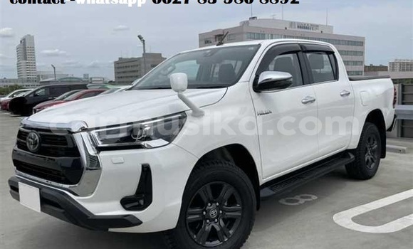 Buy Import Toyota Hilux Other Car in Beitbridge in Matabeleland South